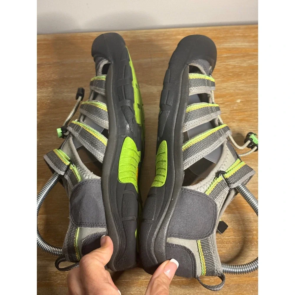 Keen KEEN Newport H2 Sandals‎ Mens Size 7 Gray Green Strap Hiking Trail Shoes